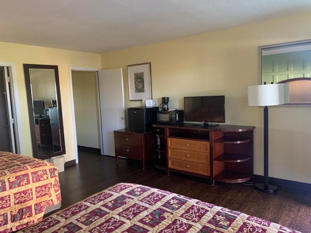 Inn On The Green Florida Таварес Екстериор снимка