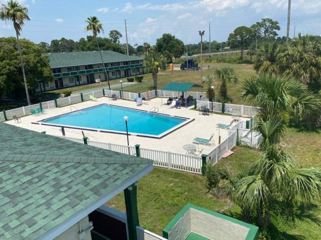 Inn On The Green Florida Таварес Екстериор снимка