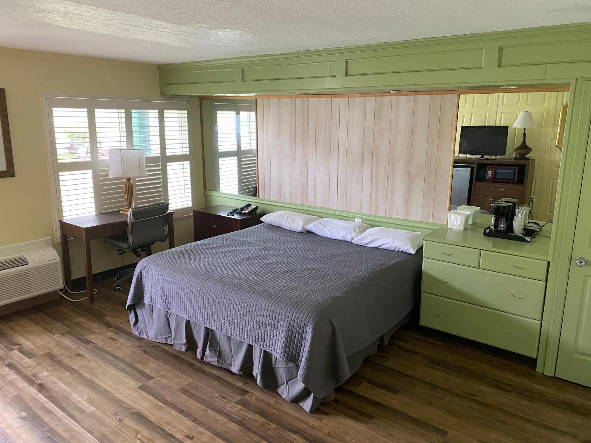 Inn On The Green Florida Таварес Екстериор снимка