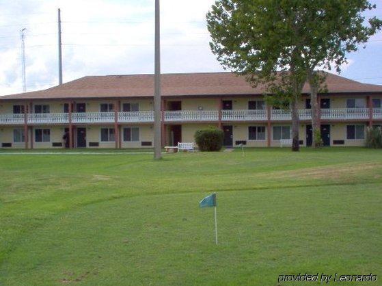 Inn On The Green Florida Таварес Екстериор снимка